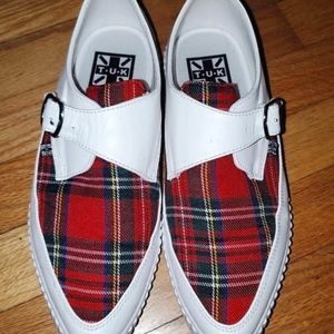 T.U.K. white and plaid pointed creepers!
